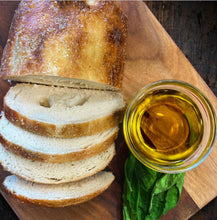 Load image into Gallery viewer, La Fede Extra Virgin Olive Oil Unfiltered 1/Lt. (6-Per Case)