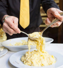 Load image into Gallery viewer, Fettuccine Alfredo Gift Box / Egg Pasta Nest 350G. (Case of 6)