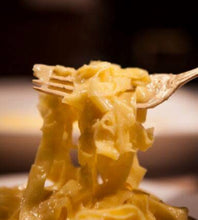 Load image into Gallery viewer, Fettuccine Alfredo Gift Box / Egg Pasta Nest 350G. (Case of 6)