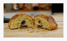 Load image into Gallery viewer, Croissants with Cocoa filling,  D’oro (3-Packs)