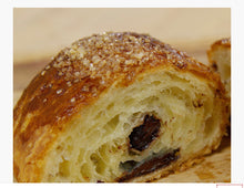 Load image into Gallery viewer, Croissants with Cocoa filling,  D’oro (3-Packs)