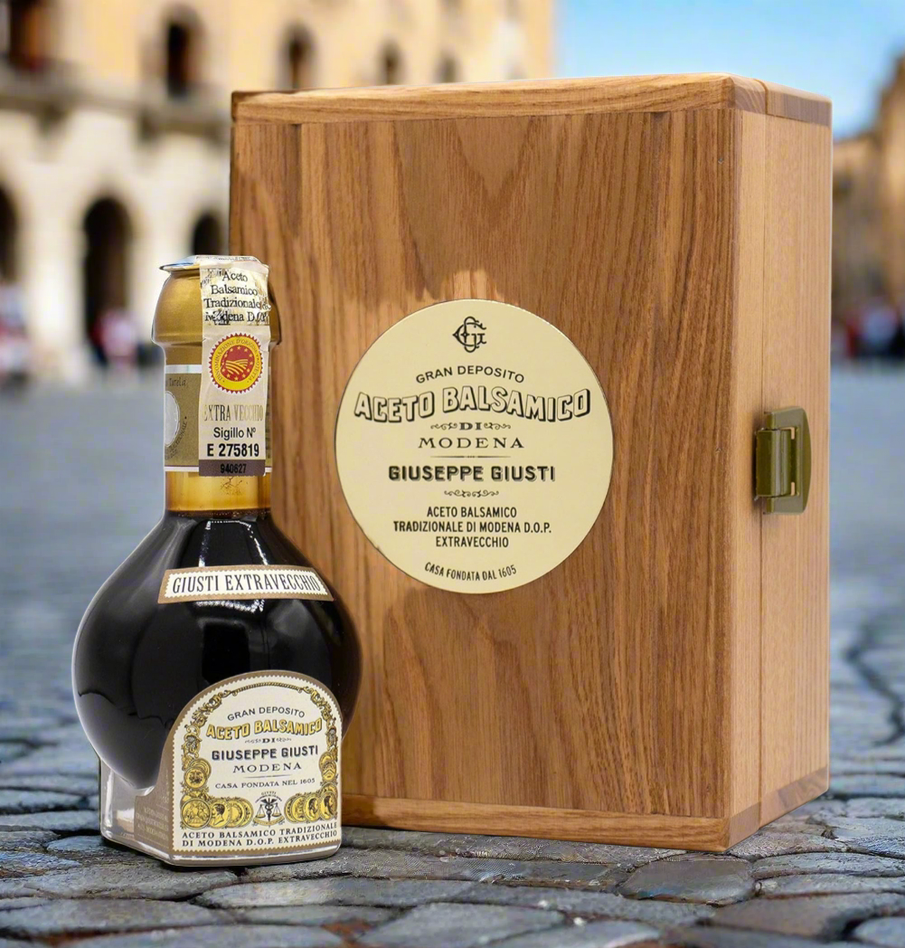 Giuseppe Giusti - Balsamic Vinegar of Modena Traditional 25 year old DOP certified Extra Vecchio, 100ml