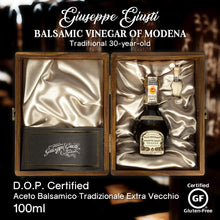 Load image into Gallery viewer, Giuseppe Giusti - Balsamic Vinegar of Modena Traditional 15 years old DOP certified Extra Vecchio, 100ml Wooden Box
